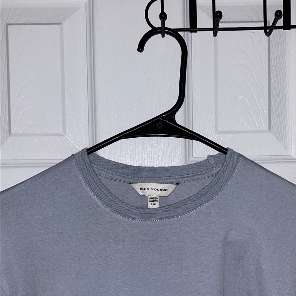 Club Monaco Men's Light Gray Tee